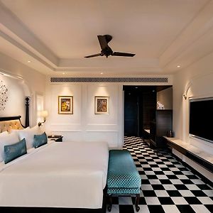 Deluxe Vista King Room